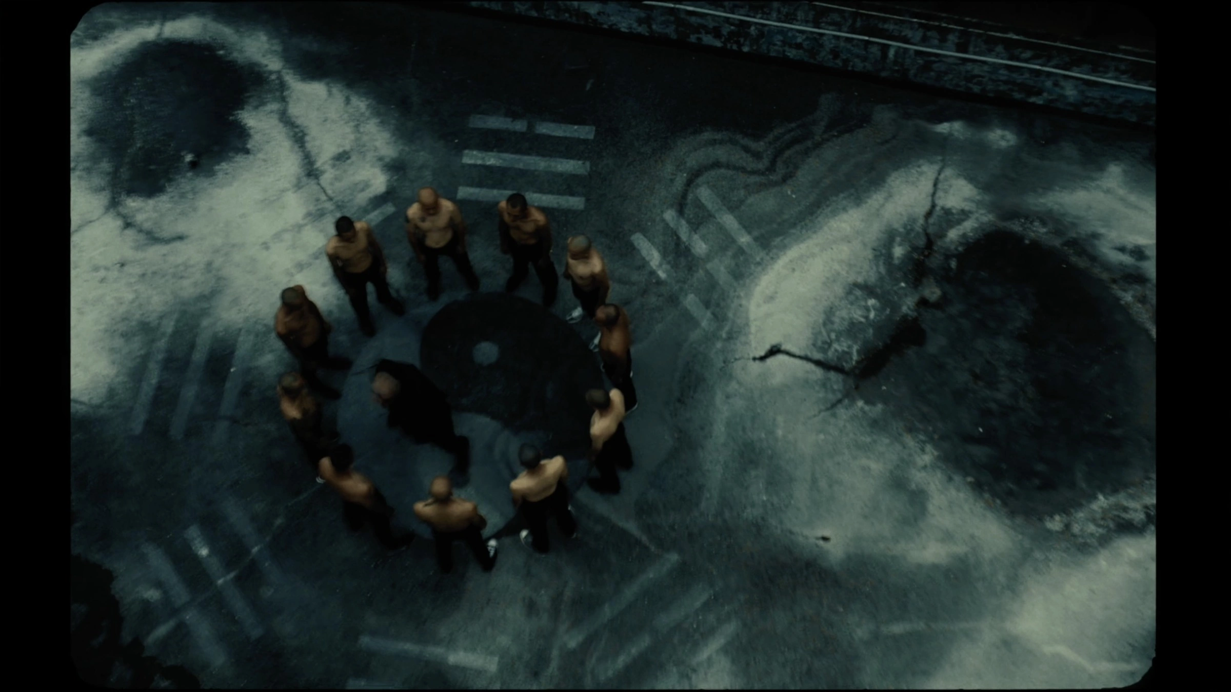 HUNGER GAME — The blue circle