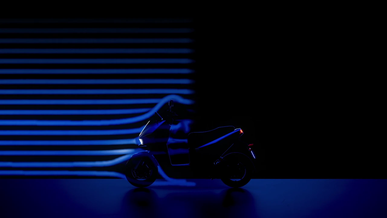Gogoro PULSE — sculpted silhouette